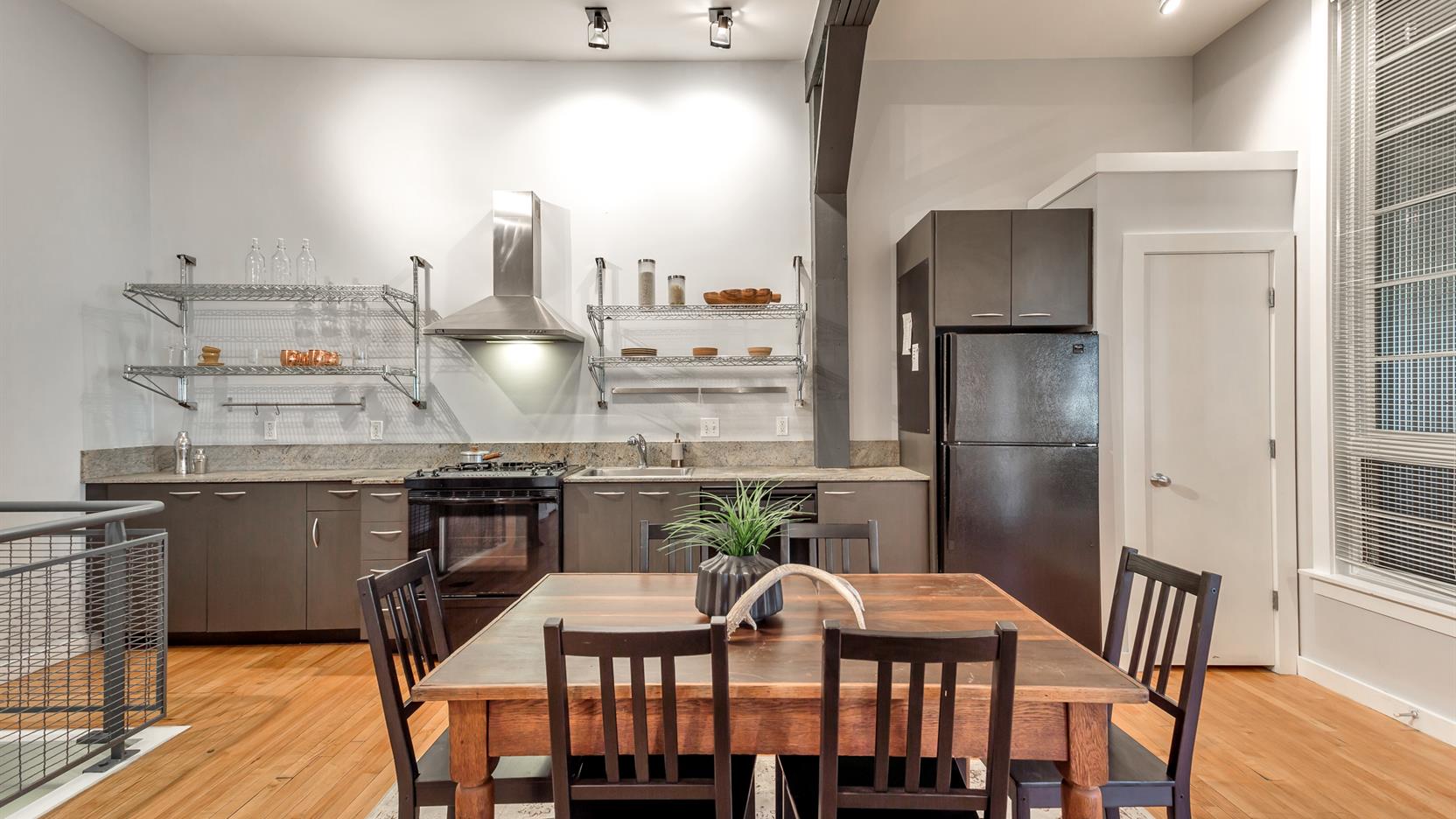 Let's Get Loft Pierpont W115